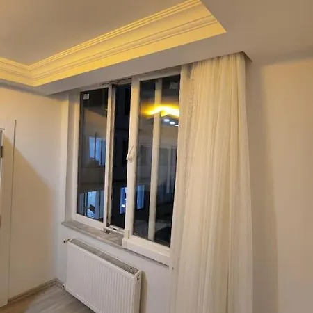 Luxury 2 Plus1 With Free Parking And Pool Apartment *
