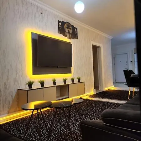 Luxury 2 Plus1 With Free Parking And Pool Apartment Istanbul